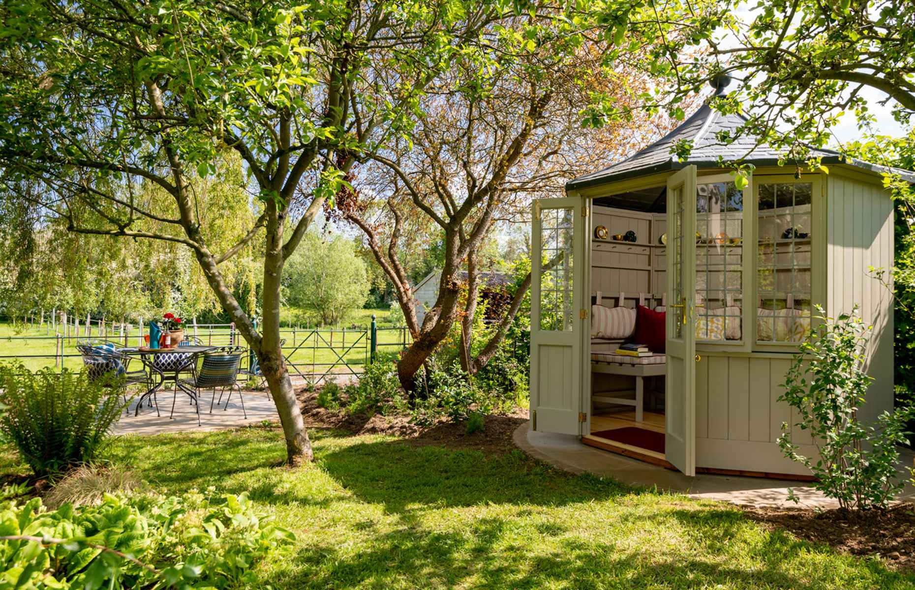 Win a threenight stay at Hall Farm in Northamptonshire worth up to £518